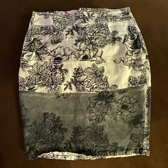 standards & practices Dresses & Skirts - Standards & Practices Jean Skirt